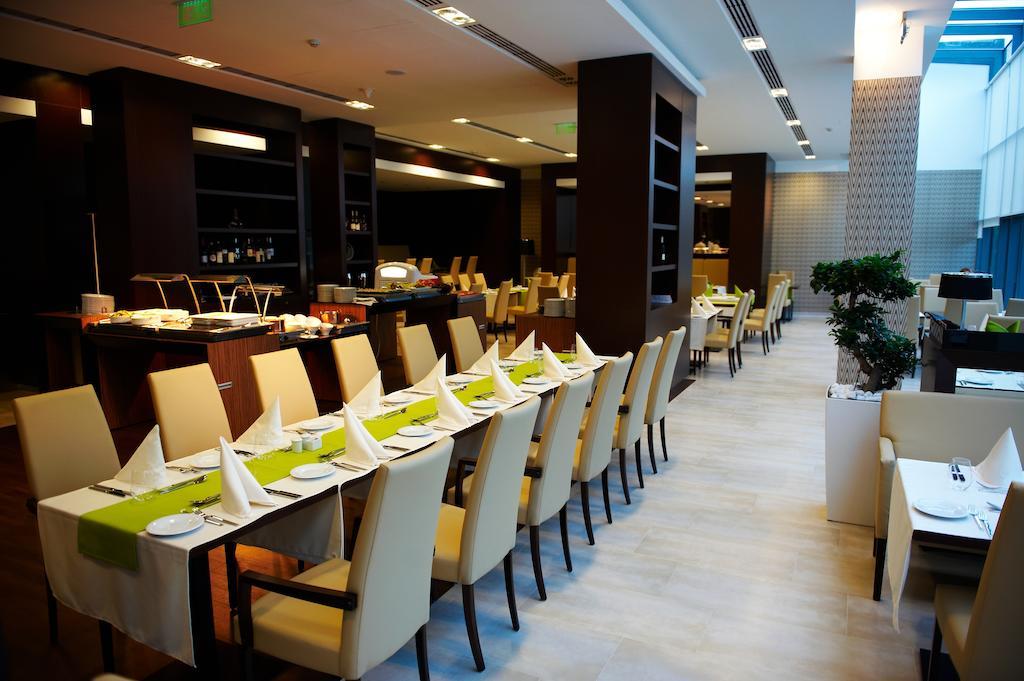 Abacus Business & Wellness Hotel Herceghalom Extérieur photo